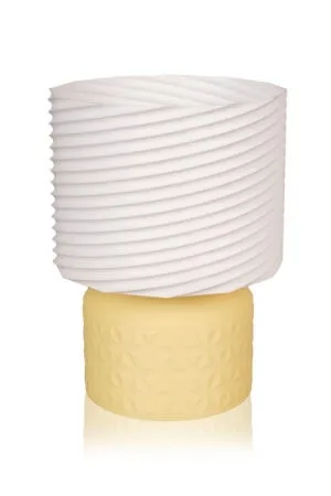 Nordic Light – İskandinav Tarzı Masa Lambası (Pastel Sarı)