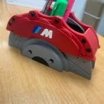 Spor Araba Kaliper Masa Kalemliği - 3D Tasarım (AMG, Porsche, BMW M)