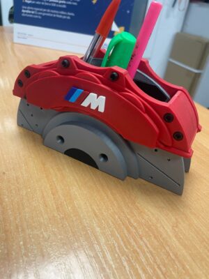 Spor Araba Kaliper Masa Kalemliği - 3D Tasarım (AMG, Porsche, BMW M)